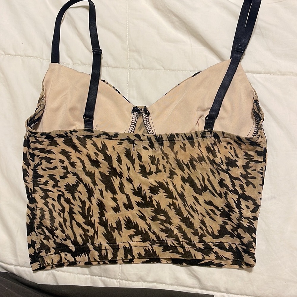 Beginning Boutique Zaya Cami Crop Top Tiger - Picture 4 of 5